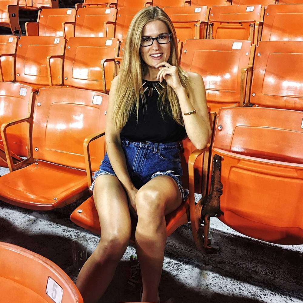 Meet your Posher, Sonya